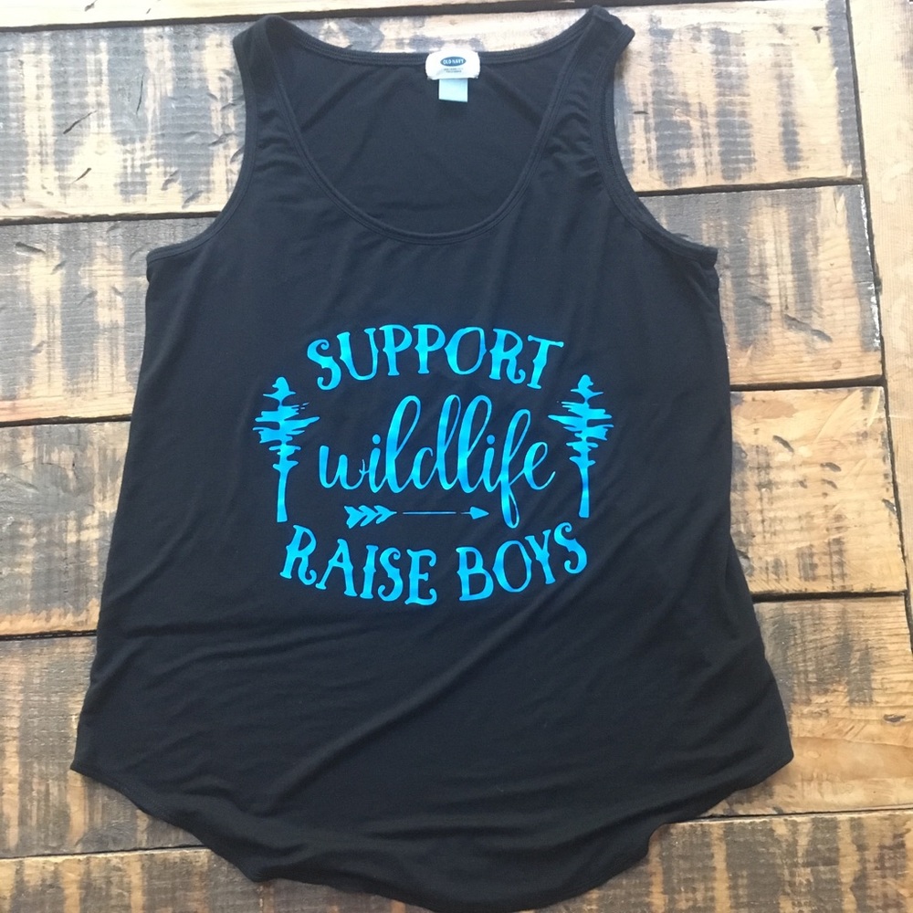 Graphic tank